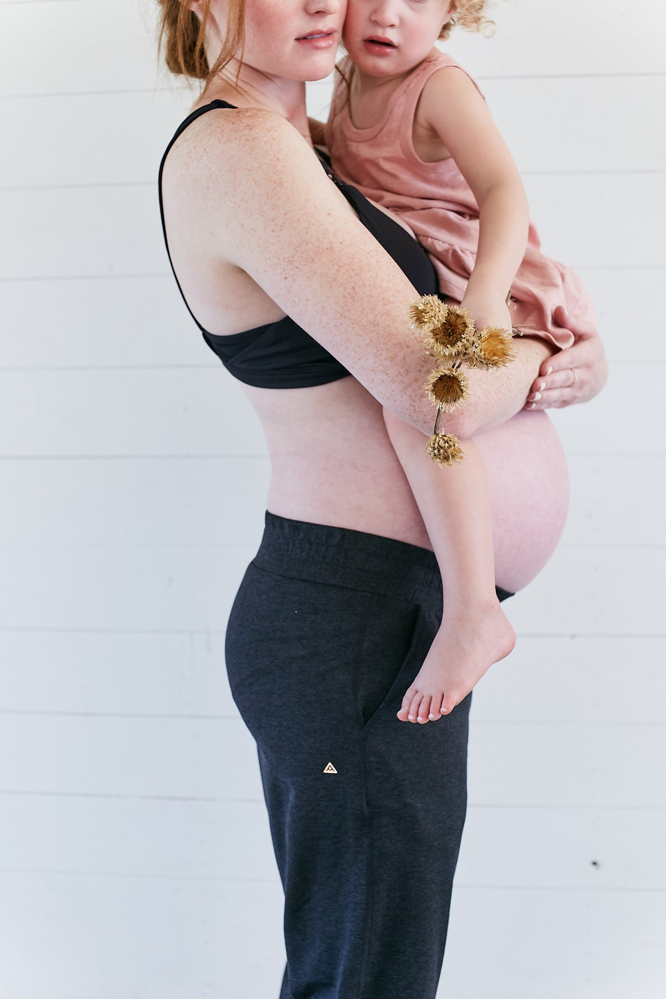 Endurance Performance Maternity & Postpartum Joggers - Onyx – Milk & Baby